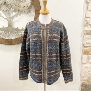 Cambridge Dry Goods Nordic Wool Cardigan Sweater Blue Medium